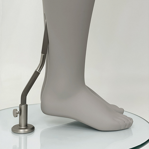 Манекен женский плюс сайз CFP-1A-DANY-PANTONE WARM GRAY 8C