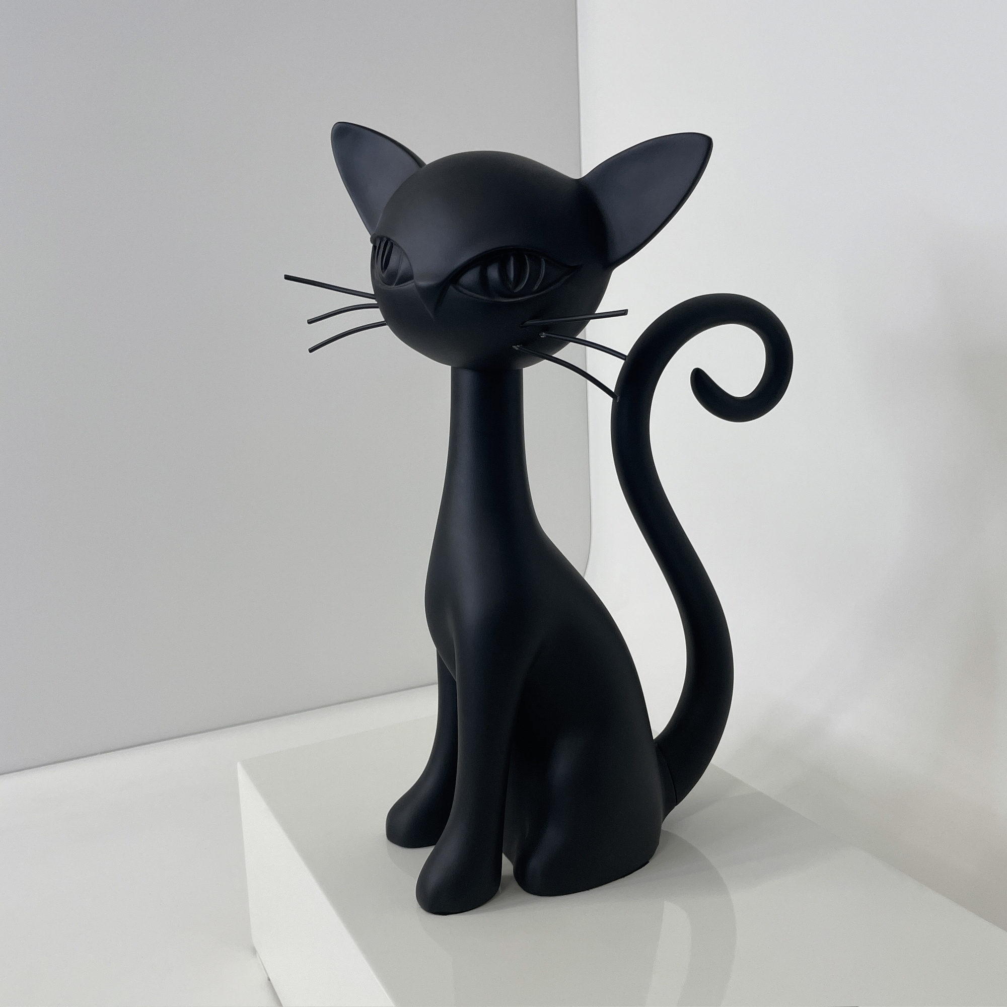Черная кошка Jerry 43 см